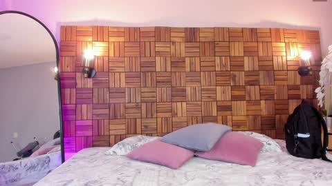 Sara online show from 01.30.25