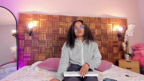 Sara online show from 02.11.25