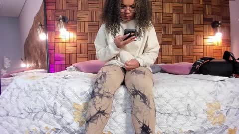 Sara online show from 02.21.25