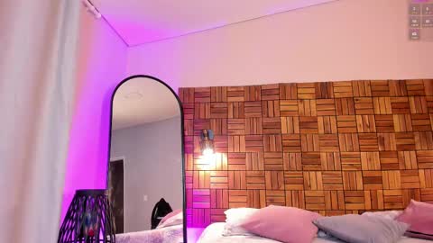 Sara online show from 02.22.25