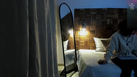 Sara online show from 11.15.25