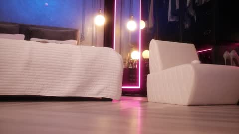    if you wanna buy smth stockingsph etc  custom videos or pics  online show from 10.11.25