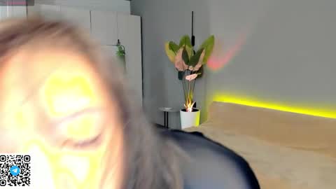 Riko Asada online show from 03.31.26