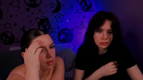Snapshot of riley_sanders chatting on 05.24.26 Meow online show from 05.24.26