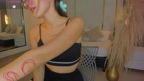 Riley Sierra online show from 04.07.26