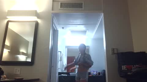 rileyraerhoads online show from 10.29.25