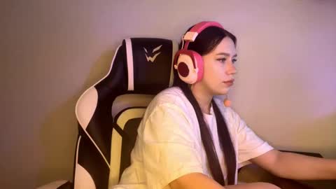 Emily online show from 10.02.25