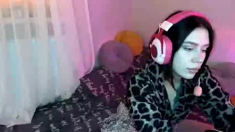 Emily online show from 10.10.25