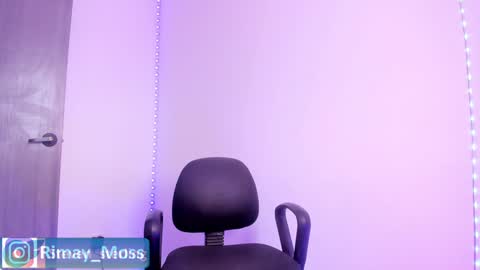 Snapshot of rimay_moss2017 chatting on 02.01.25 Master Rimay Moss online show from 02.01.25