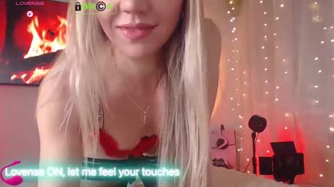 Rina Asty online show from 10.27.25