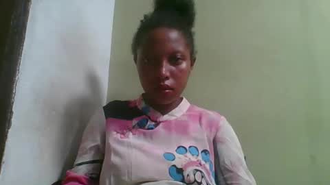 Snapshot of rinah654271 chatting on 04.22.26 rinah654271 online show from 04.22.26