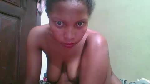Snapshot of rinah654271 chatting on 05.17.26 rinah654271 online show from 05.17.26