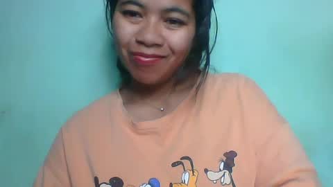 Snapshot of rinah856024 chatting on 07.27.26 rinah856024 online show from 07.27.26