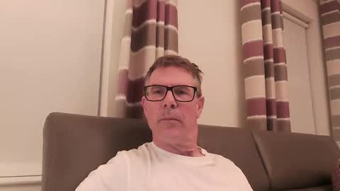 Snapshot of ringomar chatting on 09.30.25 Rob online show from 09.30.25