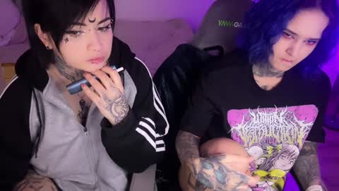   DianaBrite            fansl y online show from 01.25.25