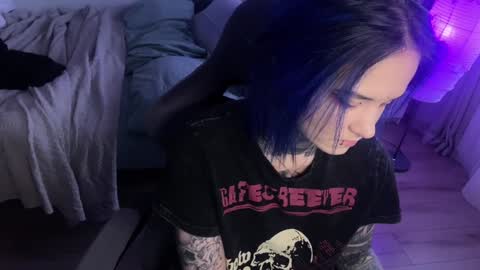   DianaBrite            fansl y online show from 02.01.25