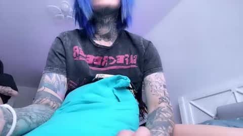   DianaBrite            fansl y online show from 02.24.25