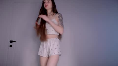 Snapshot of rita_orra chatting on 04.17.26 Rita online show from 04.17.26
