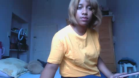 Snapshot of ritahsexy chatting on 02.22.25 ritahsexy online show from 02.22.25