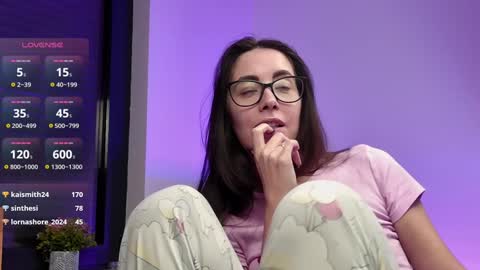 Snapshot of ritasunset chatting on 01.21.25 Miss Rita online show from 01.21.25