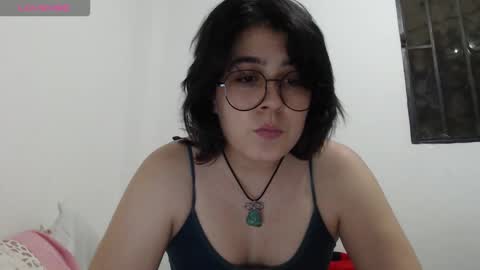 Snapshot of rivadeneira222 chatting on 09.09.25 PeachSalinger online show from 09.09.25