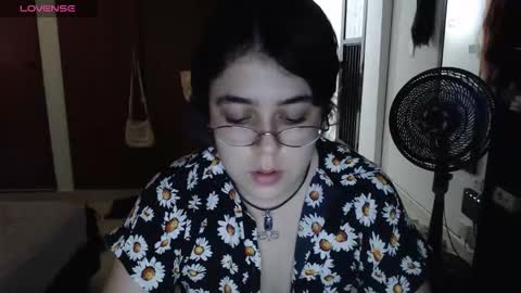 Snapshot of rivadeneira222 chatting on 09.13.25 PeachSalinger online show from 09.13.25