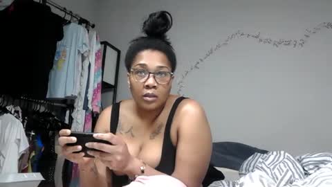 Snapshot of riversaint chatting on 03.02.25 River Saint online show from 03.02.25