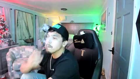 Snapshot of rjman111 chatting on 12.02.25 rjman111 online show from 12.02.25