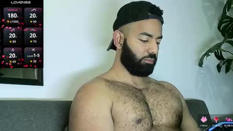 SebasRoa online show from 09.29.25