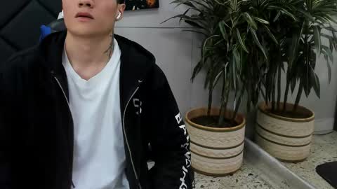 Roan Birkin online show from 03.25.26