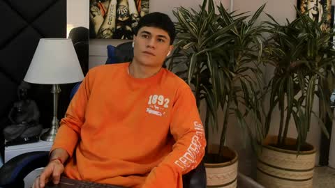 Roan Birkin online show from 04.05.26