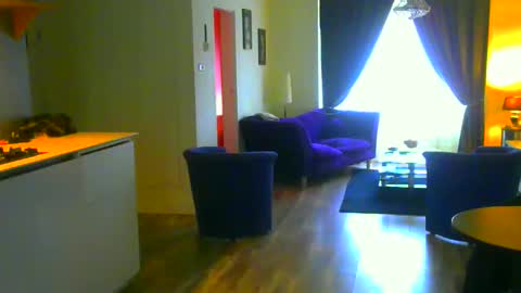 Snapshot of rober10000 chatting on 12.05.25 rober10000 online show from 12.05.25
