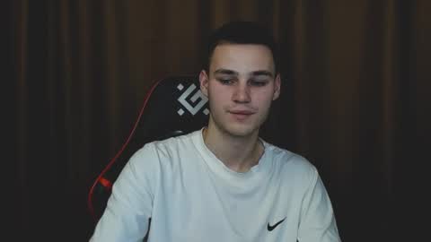 robert10211 online show from 12.25.24