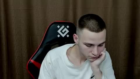 robert10211 online show from 12.28.24