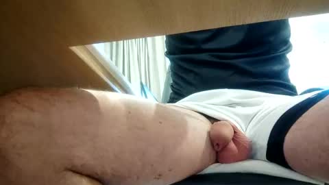 Snapshot of robert45l chatting on 03.10.25 robert45l online show from 03.10.25