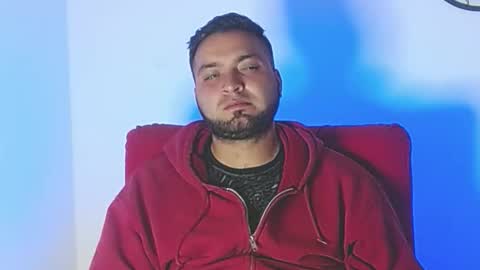 Snapshot of robert_leroy chatting on 05.13.26 Stiven - online show from 05.13.26