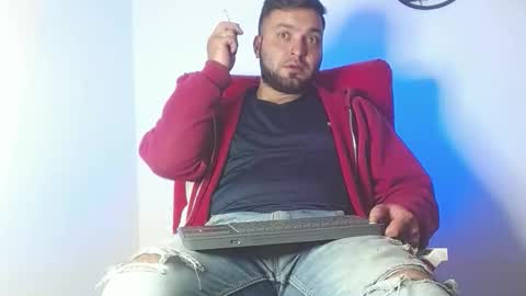 Snapshot of robert_leroy chatting on 05.19.26 Stiven - online show from 05.19.26