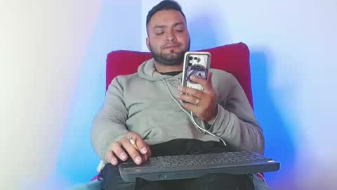 Snapshot of robert_leroy chatting on 06.05.26 Stiven - online show from 06.05.26