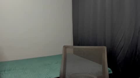 Lisa and Robert  i am online all days 900 am GMT3   online show from 12.24.24