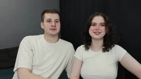 Lisa and Robert  i am online all days 900 am GMT3   online show from 02.22.25