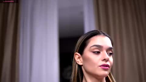 Roberta online show from 10.15.25