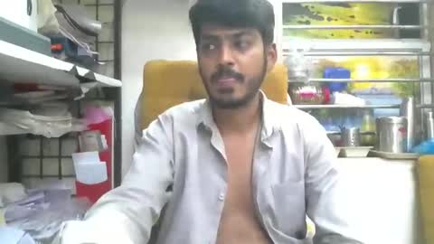 Robertsalia online show from 12.17.25