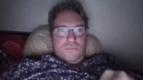 robinouhot online show from 11.03.25