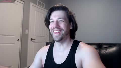 Snapshot of robknocks chatting on 01.14.25 Rob Knocks online show from 01.14.25