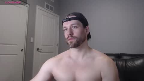 Snapshot of robknocks chatting on 09.09.25 Rob Knocks online show from 09.09.25