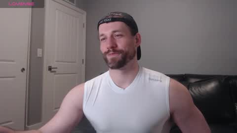 Snapshot of robknocks chatting on 09.19.25 Rob Knocks online show from 09.19.25