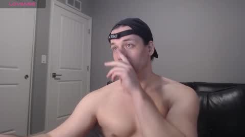 Snapshot of robknocks chatting on 09.24.25 Rob Knocks online show from 09.24.25