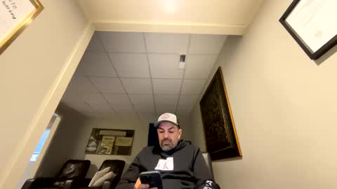 Snapshot of roblatino12 chatting on 12.07.24 roblatino12 online show from 12.07.24