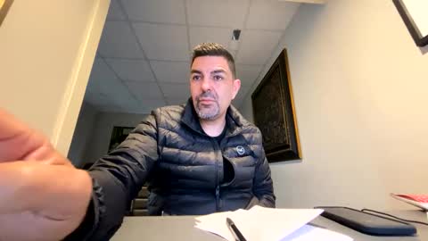 Snapshot of roblatino12 chatting on 02.22.25 roblatino12 online show from 02.22.25