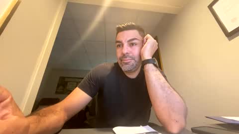 Snapshot of roblatino12 chatting on 03.08.25 roblatino12 online show from 03.08.25